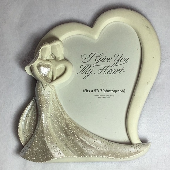 “I Give You My Heart” 5x7 Cream Picture Frame - Picture 1 of 7